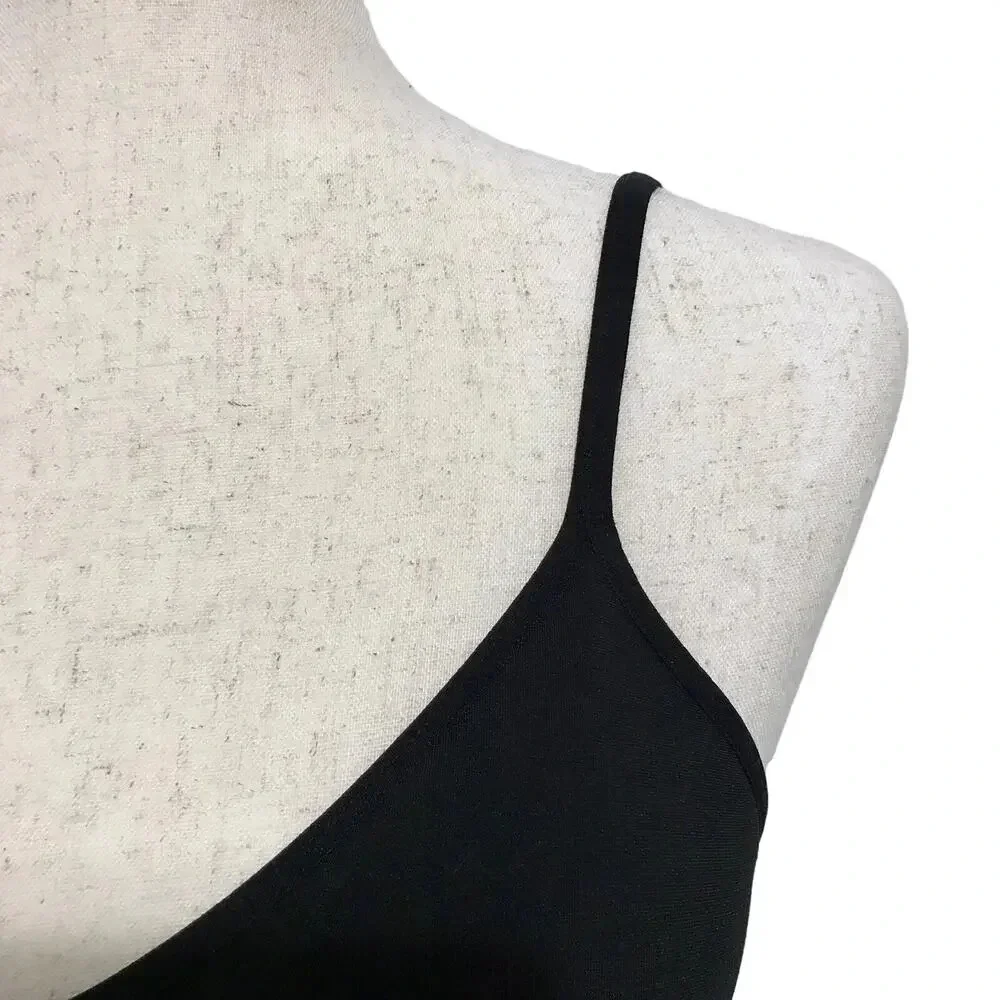 Mae NWOT Pull On Sports Bra Women L